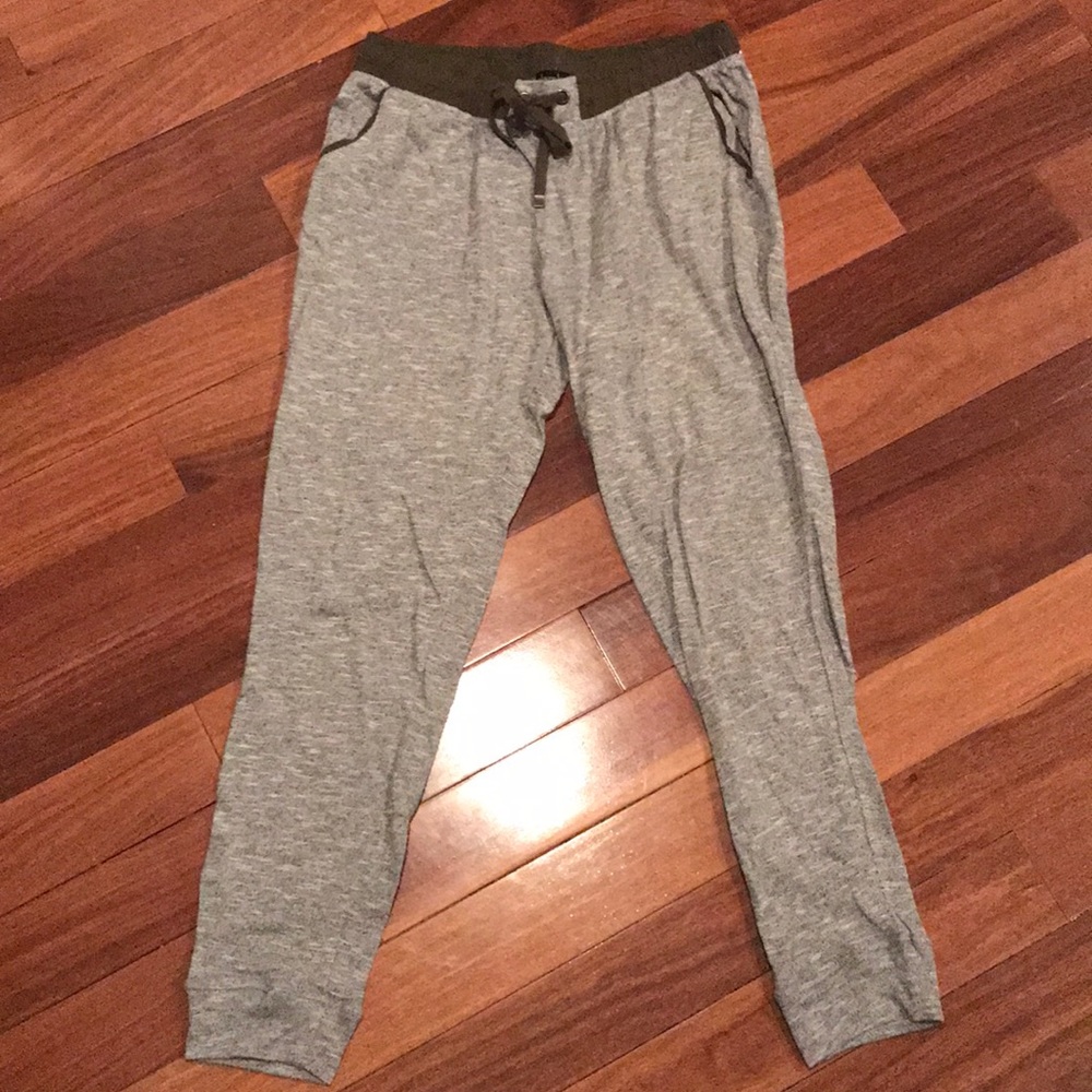 Grey joggers with army green waist